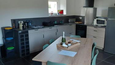 Charmante maison au calme avec jardin - Photo 2