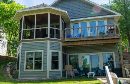 Lakefront Home 4 Bedroom 4 Bath Sleeps 12 - Foto 3