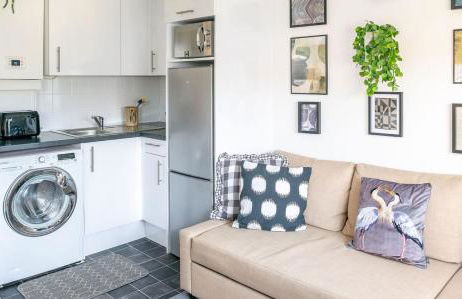 #09 Stylish 2 bed Apart - Sleep 5 - fast Wi-fi - BHX NEC- " Perfect for Contractors and Families - Free Parking" - Foto 9