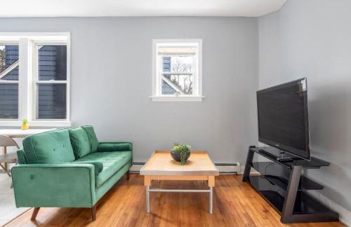 One BR near Metlife with Laundry & Parking - Foto 9