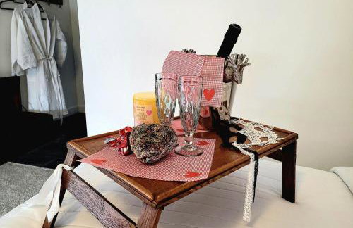 1 Bed Barn Retreat - Fireplace Patio Parking - Foto 7