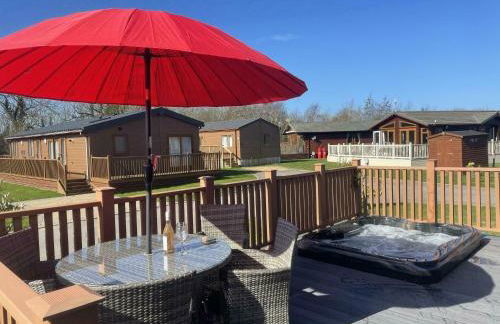 Little Gem Lodge with Hot Tub - Foto 2