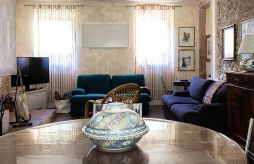 From the city to nature Mezzane di sotto VR pet-friendly - Foto 1