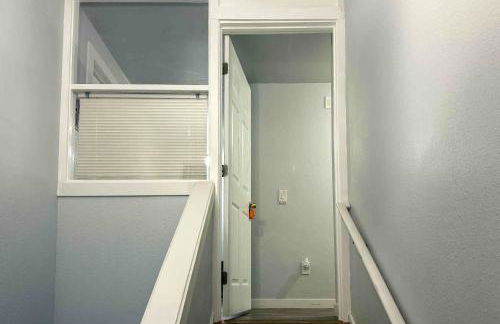 Near Light Rail, 5 Mi to Lumen Field Seattle Base - Foto 22