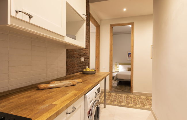 Aspasios Gracia Apartments - Photo 30