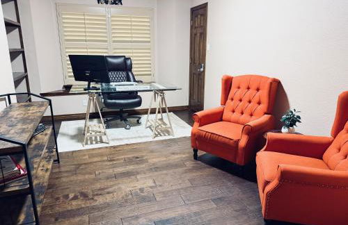 Luxury 5BR Retreat, Kid's Playroom! Near Lake Hubbard, Vineyard Views - Foto 22