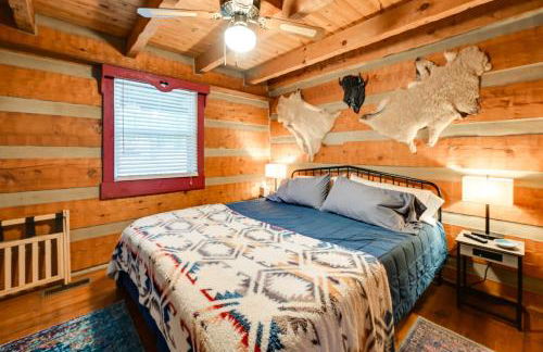 Mammoth Cave Cabin with Fire Pit - 3 Mi to Lake! - Foto 9