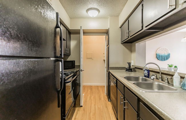 The Relaxing Suites of Midland - Photo 24