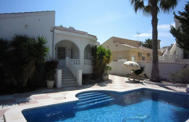 Modern Villa in Rojales with Hot Tub & Private Pool - Foto 34