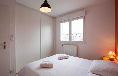 Le Bruxellois - Wifi - Parking - Foto 15