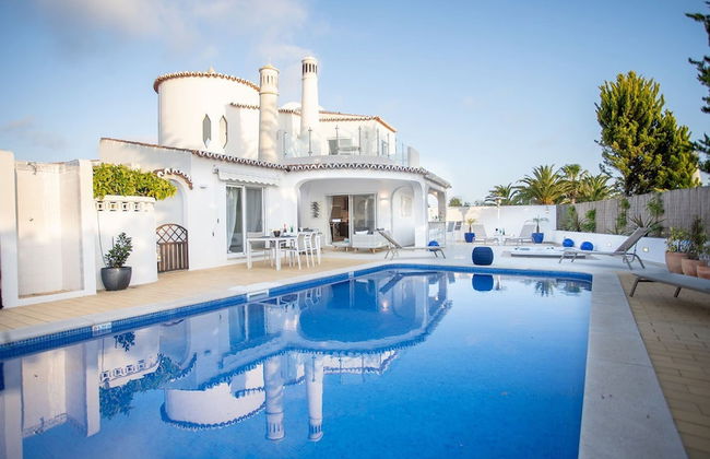 66 ADM Clara Beautifully Renovated Villa - Foto 1