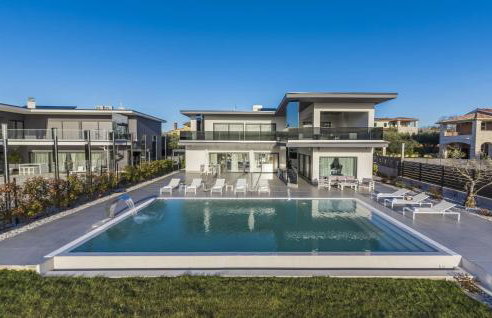 Villa Sara for 10 people near Novigrad with sea view and salt- water pool - Foto 4