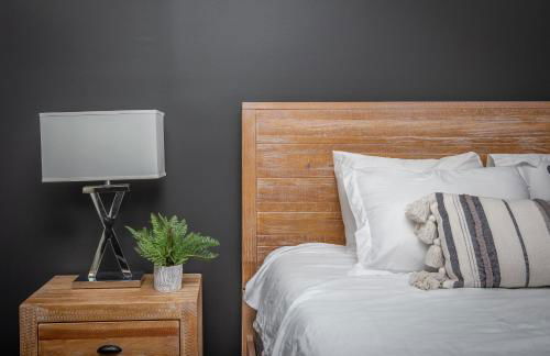 Jack Daniels House with Rooftop Golf, City views! 8min to Whiskey Row! Sleeps 10! - Foto 47