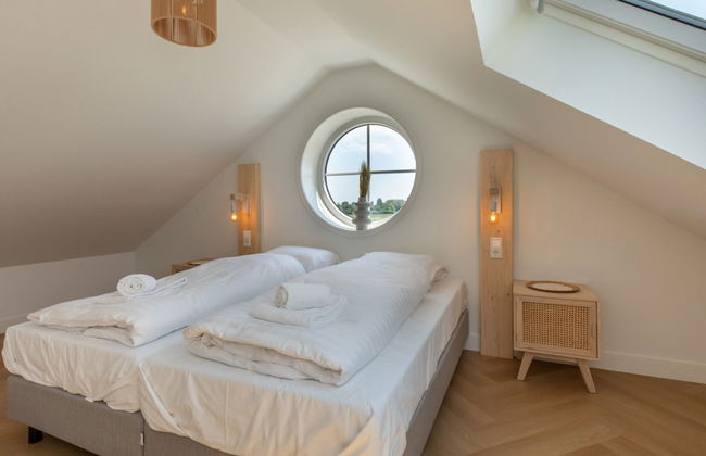 Nice Countryside Home With Garden - Photo 2