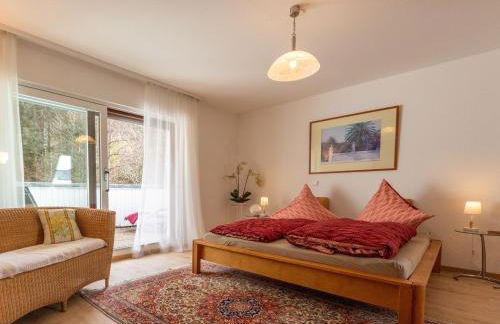 Ferienwohnung in Triberg am Waldrand - idyllisch, ruhig, erholsam - Foto 5