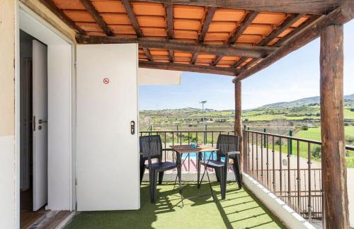 Alojamento - Apartamento ou quarto - Estacionamento à porta - Foto 32