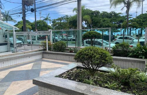 Apartamento em Santos no Gonzaga em frente a praia - Foto 31