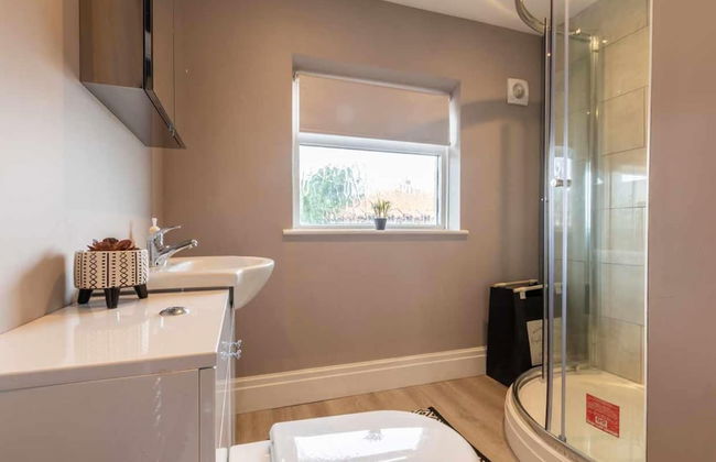 Buckingham House - Spacious 3-bedroom - Foto 9