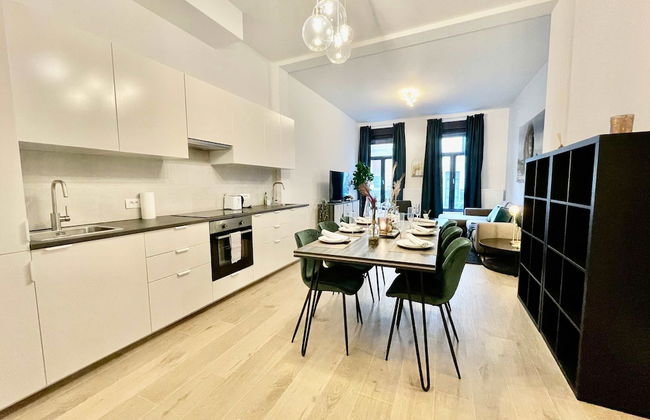 Luxury 2BR 2BA Near Fashion District by Oneluxstay - Foto 38