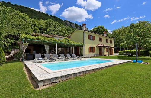 Family friendly house with a swimming pool Dolenja Vas, Central Istria - Sredisnja Istra - 24521 - Foto 1