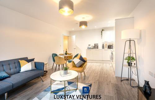 Multiple 2-Bedroom Apartments near Harry Potter Studios - 2-Minute walk to Bushey Station - 20 Minutes to London Euston - Ideal for Families & Business - Free Parking - Foto 7