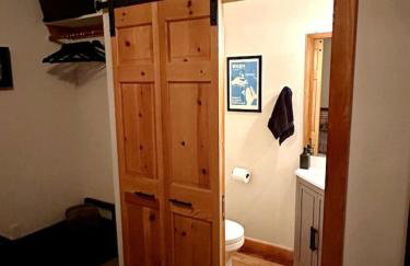 Rocky Mt Cabin 2bed loft Hot Tub Amazing Views - Photo 13
