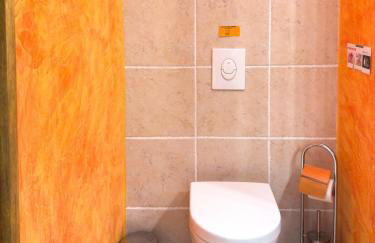 Exclusive Authentic Riviera Villa - Private Pool, Pétanque Court, Panoramic Mediterranean Sea & Estérel Mountain Views - Foto 49