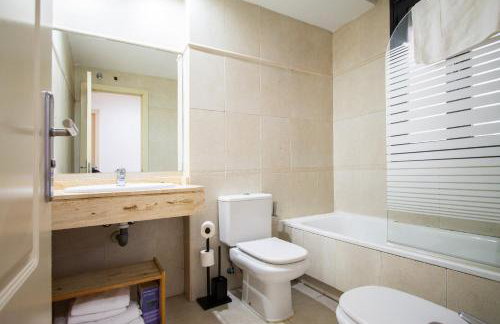 Apartamentos Cinco Rosas - Photo 45