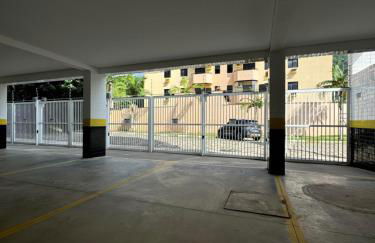 Apartamento na Praia das Toninhas em Ubatuba 350m da praia -2 quartos sendo 1 suite, piscina, varanda gourmet com churrasqueira, ar condicionado, cozinha completa, duas garagens - Foto 42