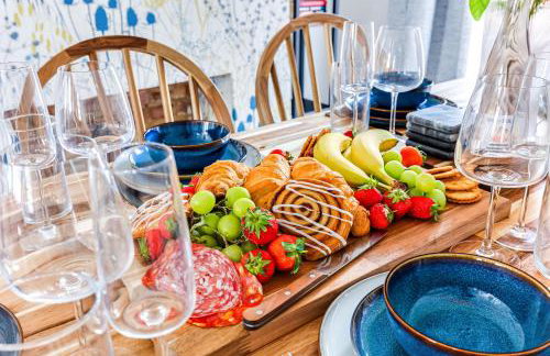 Spacious Bedford House Sleeps 6 Superfast WiFi Weekly Rates - Foto 11