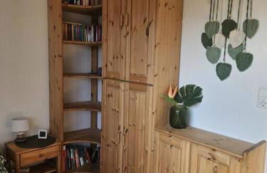 Ferienwohnung Für Gäste mit Niveau,Monteurewohnung mit 3 separaten Schlafzimmern,Parkplatz für Großes Fahrzeug vorhanden 8,5m lang - Foto 30