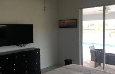 Stunning New Home in Cape Coral Florida - Foto 38