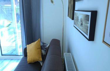 Large House, Home for Contractors- Park Free - Foto 21