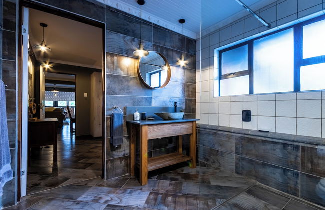 Hornbill Family Suites - Photo 75