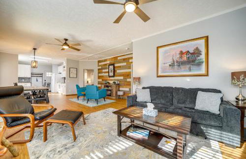 Boat Dock and Fire Pit! Woodsy Lake Glenville Cabin - Foto 5