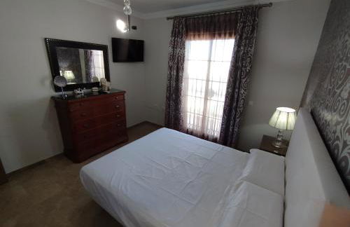 Adosado Centro Urbano 3 Dorm Patio Terraza Wi-fi Puente Genil 1-6 Huésped - Foto 27