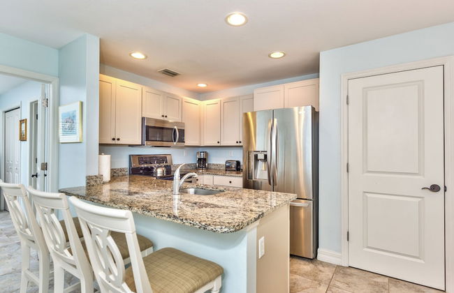 Le Monaco - Romantic 1 BR Condo Steps from 5th Ave S. Chic Coastal Retreat with King Bed and Beach Access. Perfect Location for Couples Near Dining, Shopping, and Naples Beach - Foto 4