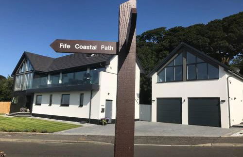 1 Bed Studio - Sleeps 4 - Parking - Wifi - Foto 6