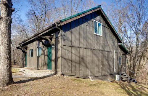 Secluded Studio Getaway with Outdoor Living and Trails Near Siloam Springs, Gentry, AR - Foto 1