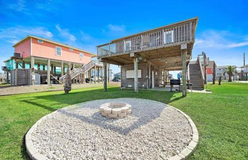Cozy beach house with ocean views, fire pit and game room - Photo 30