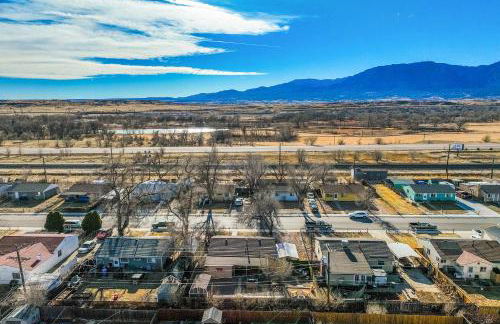 Carson Camp Gym Workstations & Fenced Yard - Foto 47