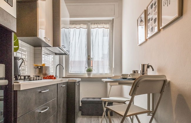 JOIVY Modern 1-Bed Flat W/Balcony - Foto 15