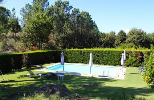 Cottage in Santa Comba With Pool - Photo 19