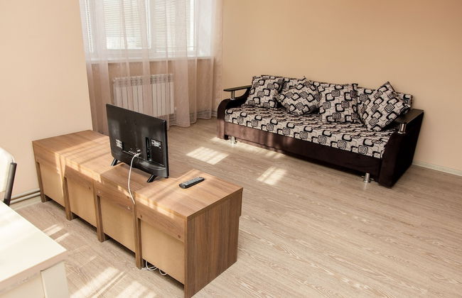 Zima Leto Apart Hotel - Photo 9