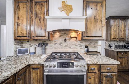 Trophy Haven Retreat With Pool - Foto 16