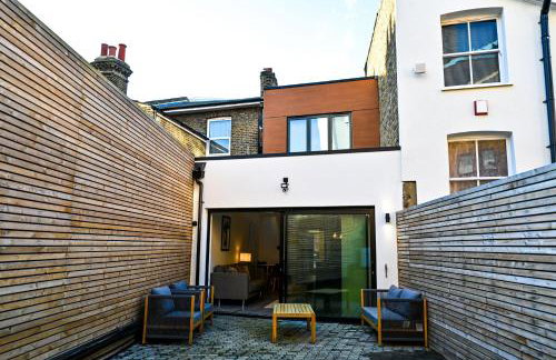 Laurie Grove - Foto 22