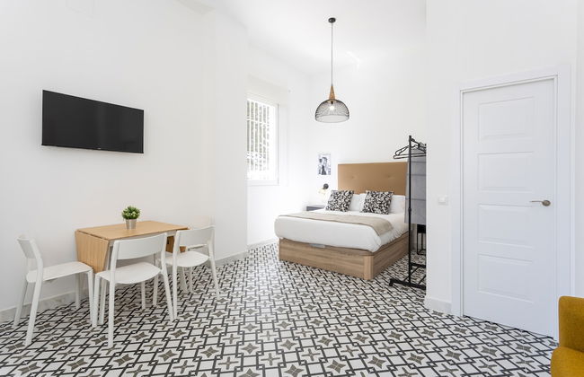 Holidays2Malaga Picassus Lofts - Photo 7