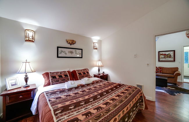 16GS - Hot Tub - BBQ - Pets Ok - Sleeps 2 - Foto 2