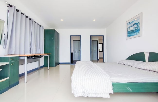 GAO Lighthouse Phala Beachfront - Photo 3