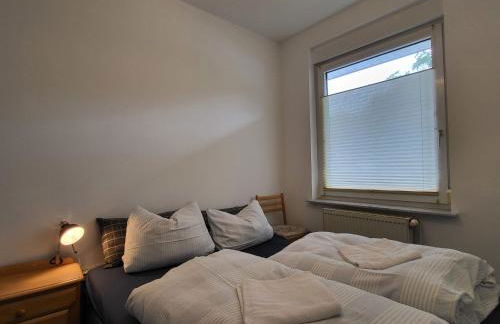 Apartment Terrassenwohnung am See by Interhome - Foto 14